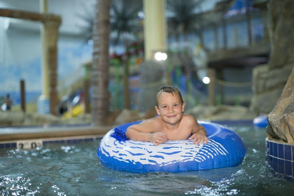 Edgewater Hotel & Waterpark photo 43