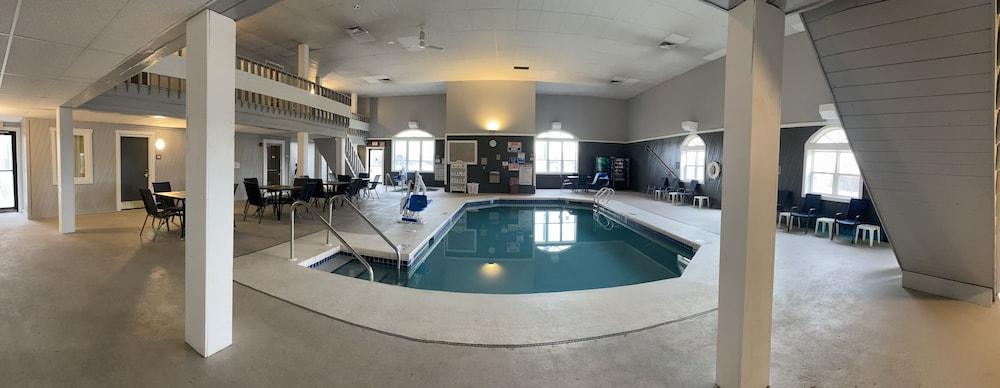 Quality Inn Mauston I-90 photo 19