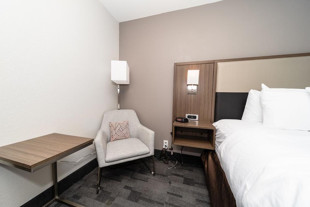 Comfort Inn & Suites Wyomissing/Reading photo 14