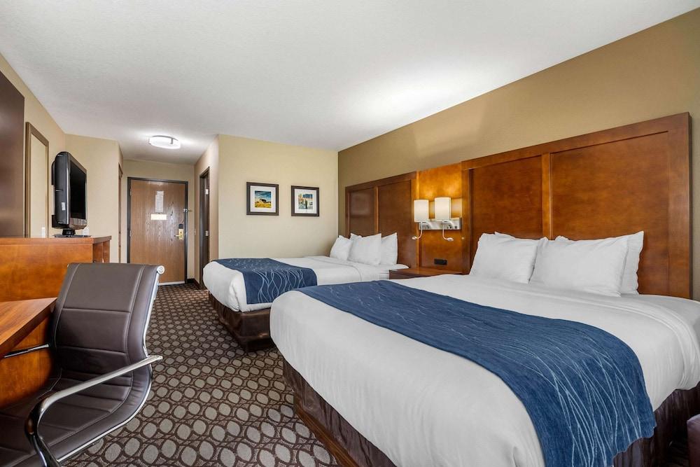 Comfort Inn Story City photo 17