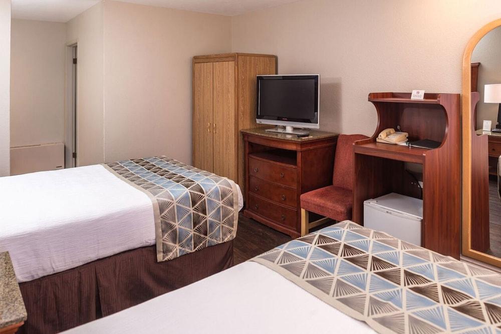 Laurel Inn Motel photo 24