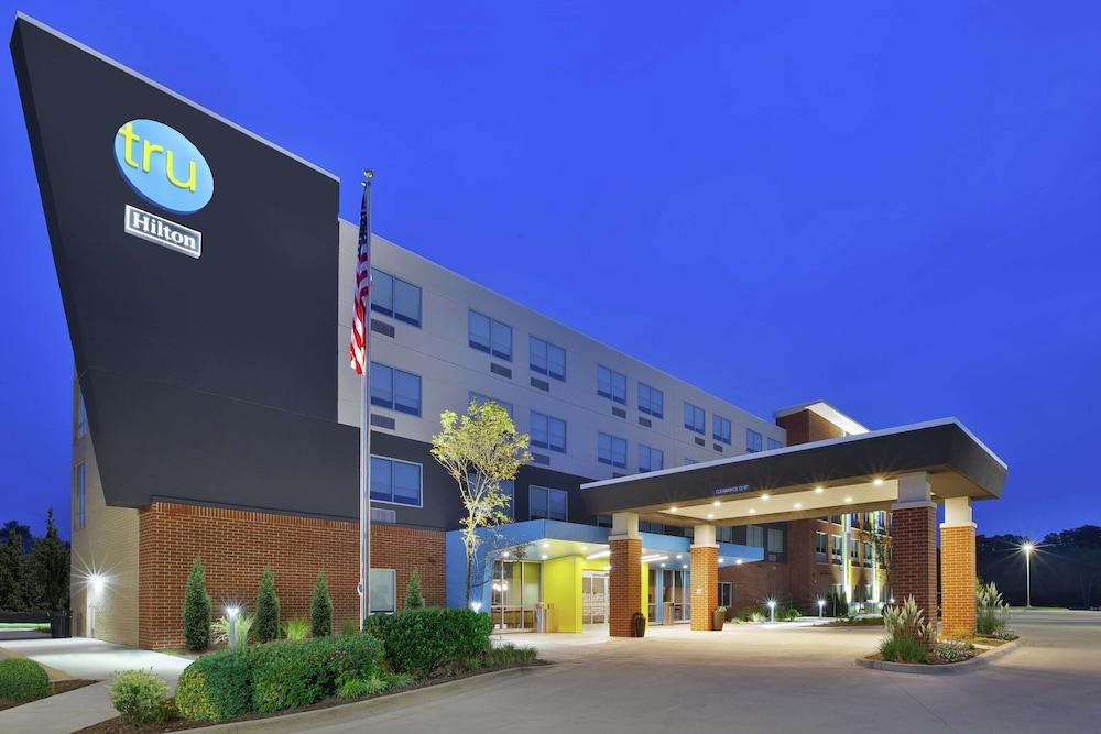 Tru by Hilton Jackson, MI photo 31