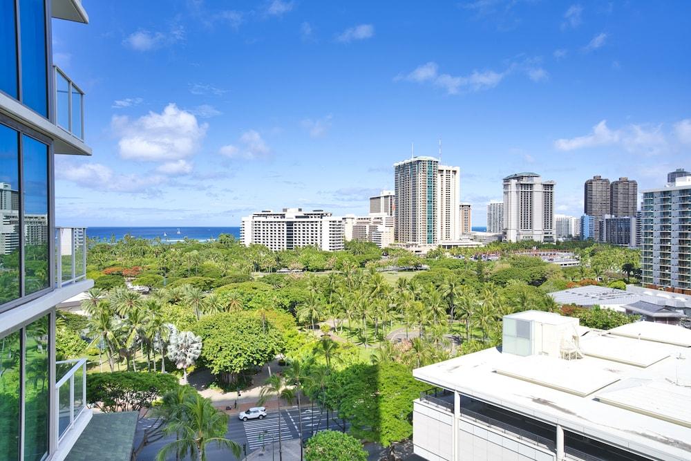 Real Select at the Ritz Carlton Residences, Waikiki Beach photo 49