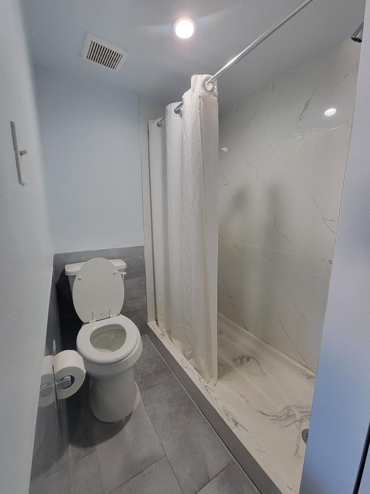 Maxim III Motel photo 11