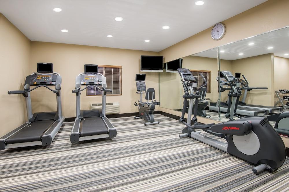 Candlewood Suites Jefferson City by IHG photo 32