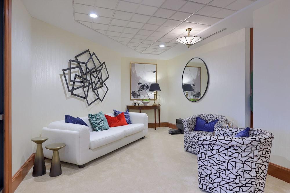 The Executive Suites and Venue photo 7