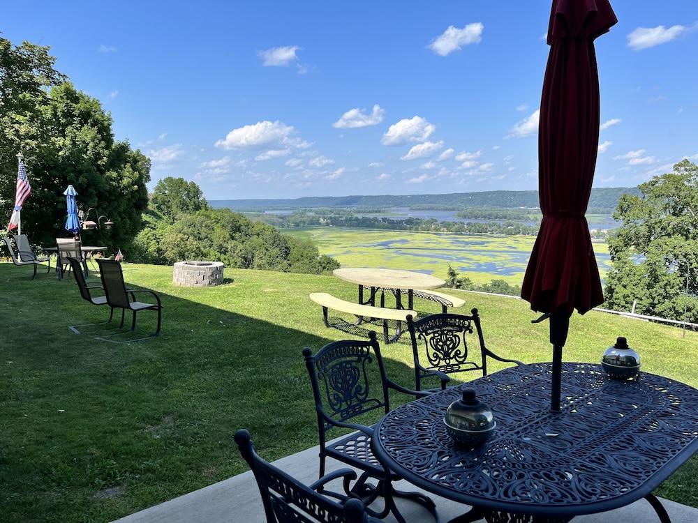 Eagle View Motel & Retreat photo 23