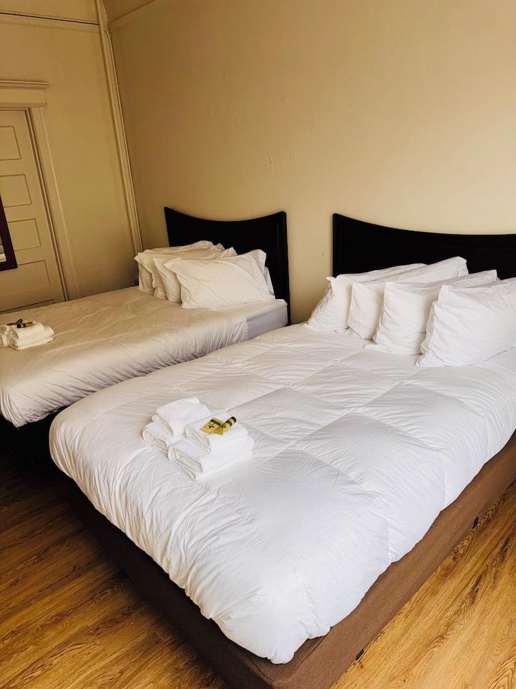 Riviera hotel photo 17