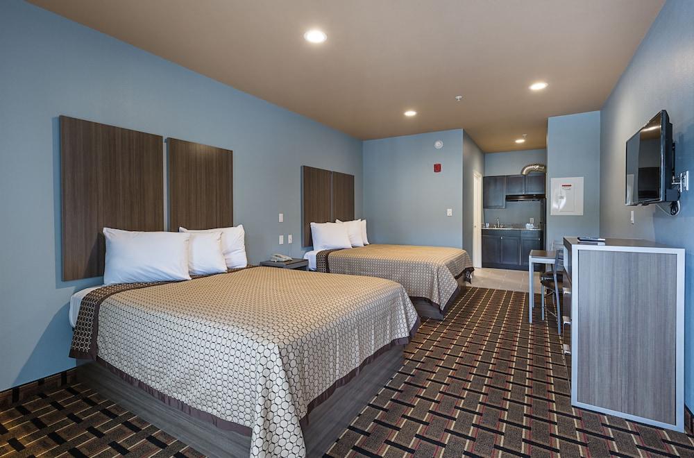 Scottish Inns & Suites photo 12