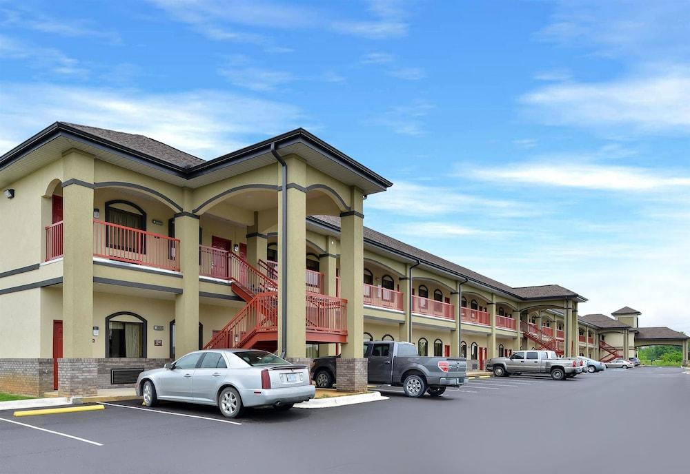 Americas Best Value Inn Tupelo photo 3