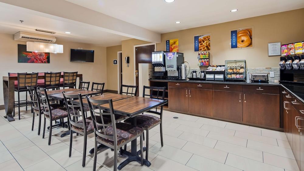 Best Western Fallon Inn & Suites photo 27