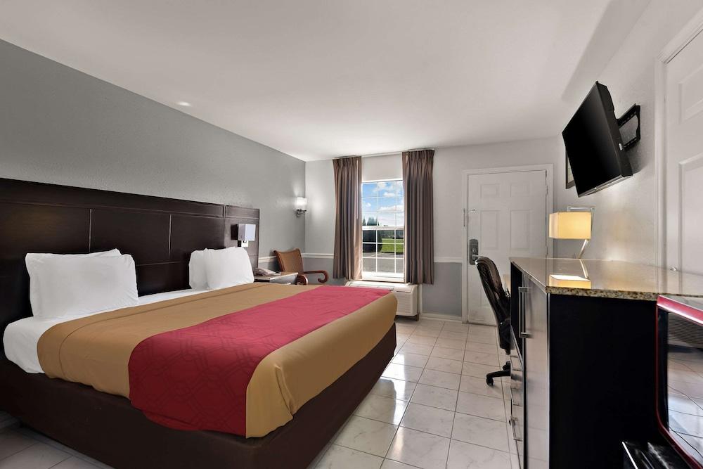 Econo Lodge Princess Anne photo 19
