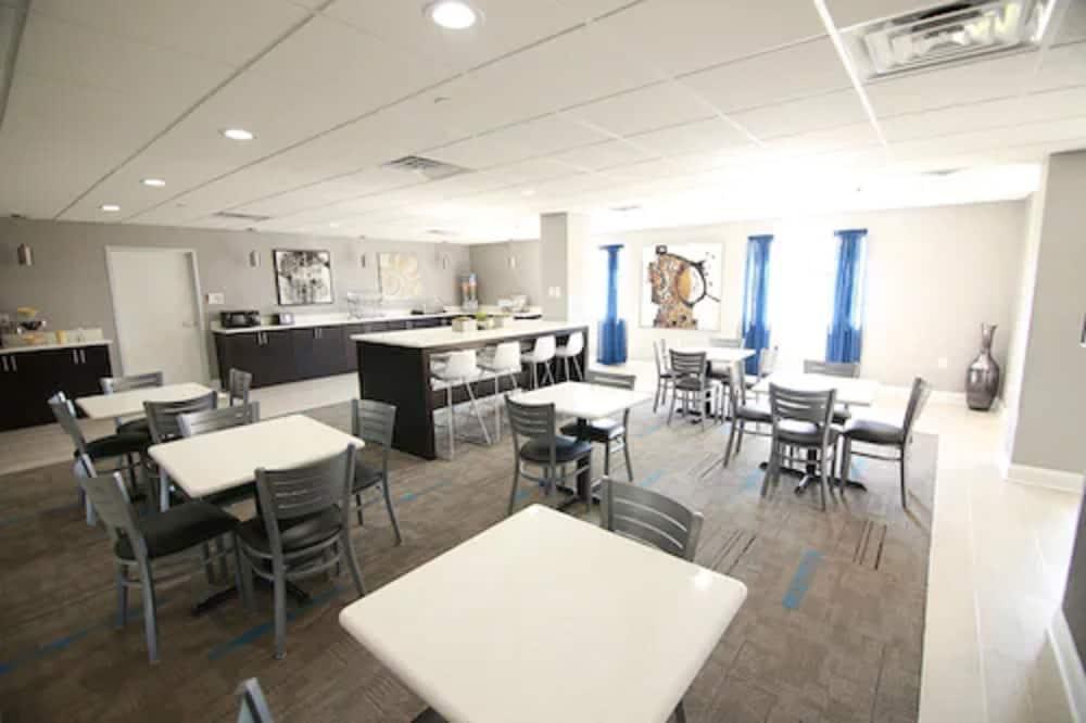 Home Inn and Suites photo 44