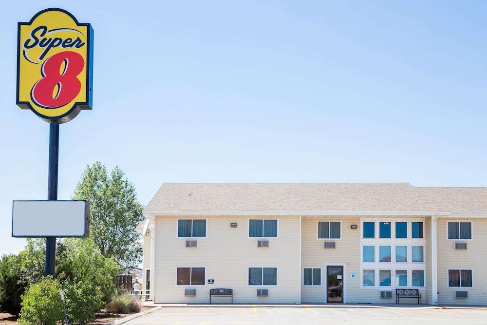 Super 8 by Wyndham Lewistown photo 29