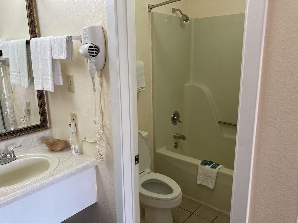 Travel Inn Hazen photo 30