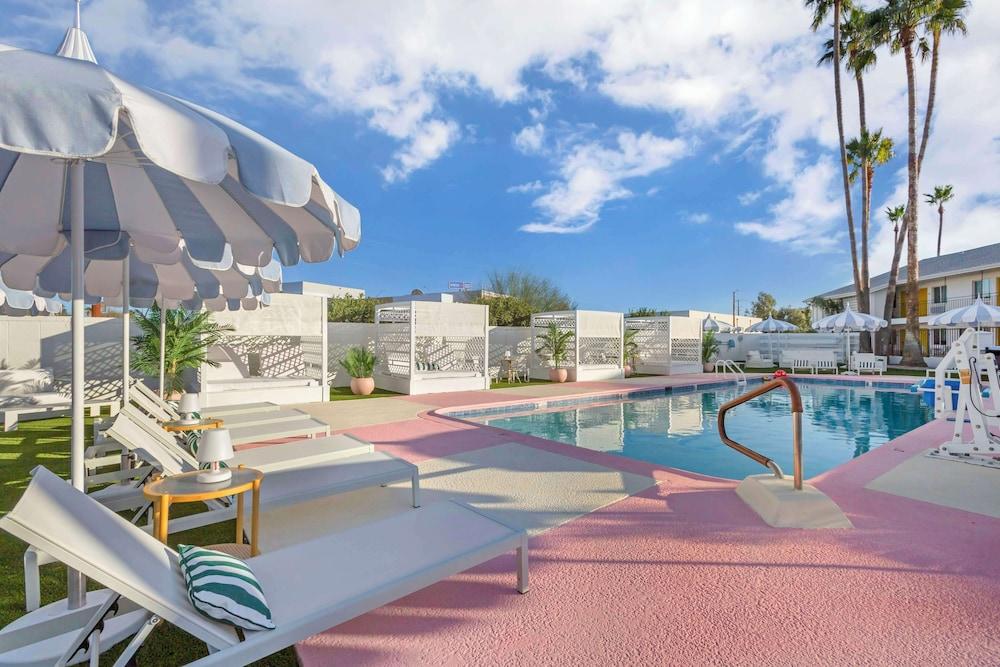 The Kennedy Tucson, SureStay Collection by Best Western photo 20