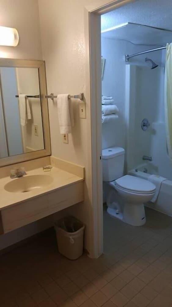 More Stay photo 5