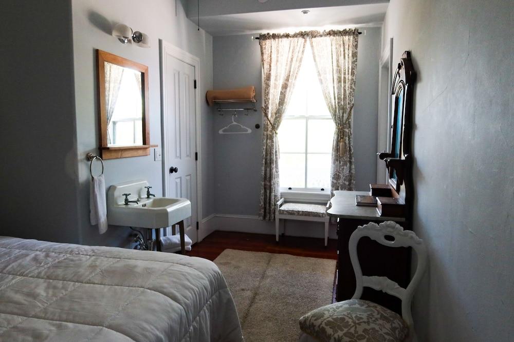 Chalfonte Hotel photo 10