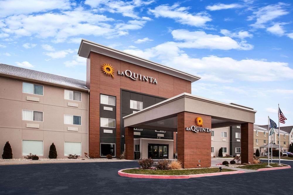 La Quinta Inn & Suites by Wyndham Elkhart photo 25