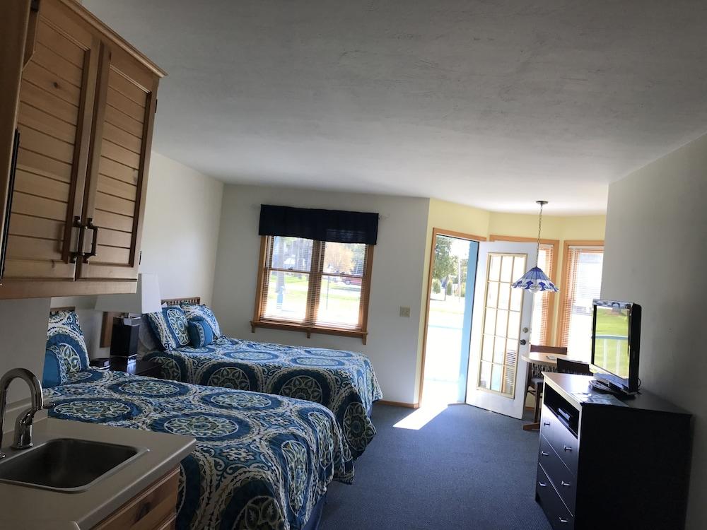 Harbor Light Inn photo 27