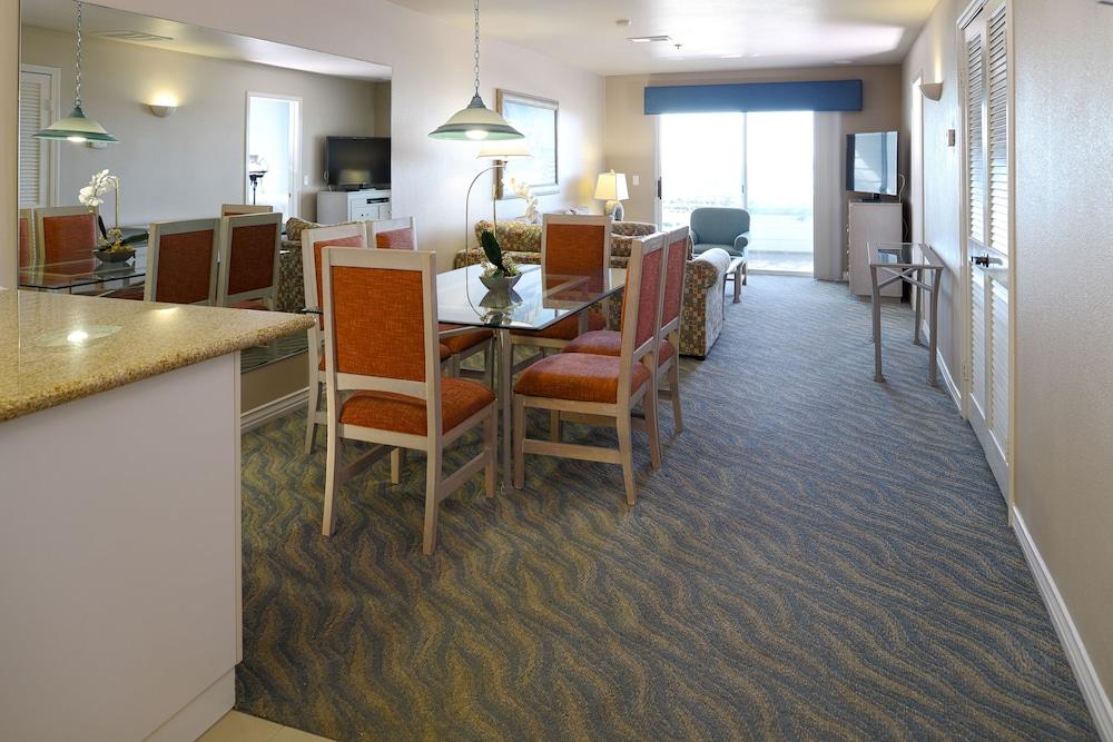 Hilton Vacation Club Riviera Beach & Shores photo 41