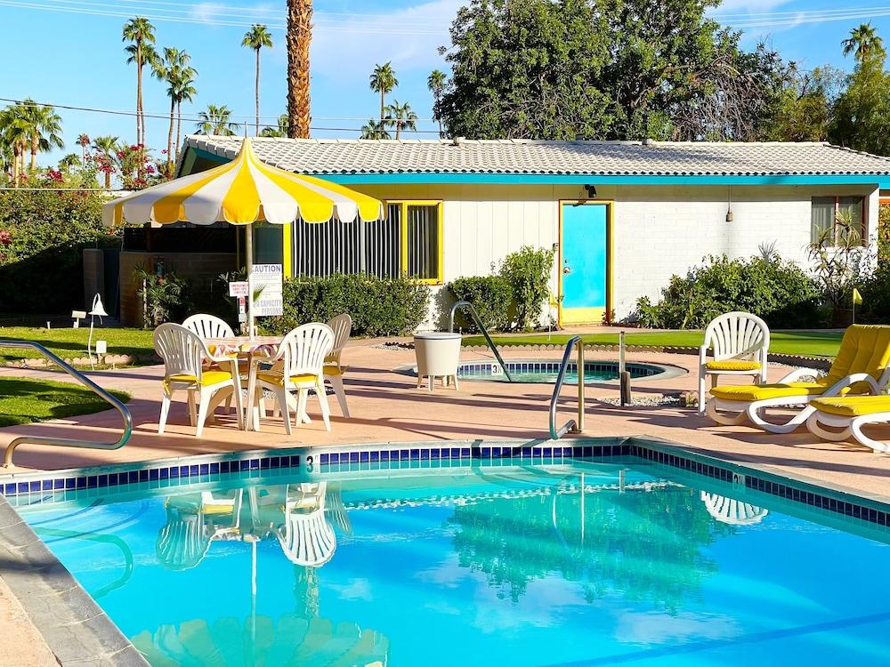 A Place In The Sun - Adults Only photo 74
