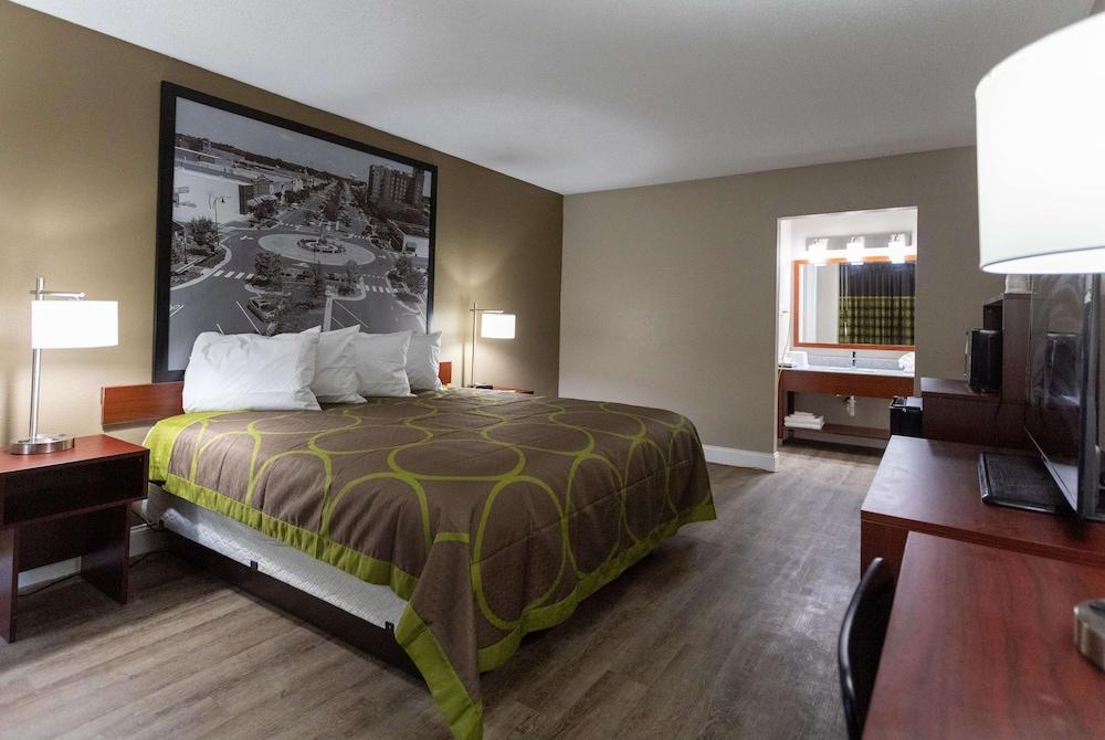 Super 8 by Wyndham Goldsboro photo 4