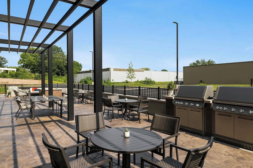 Towneplace Suites By Marriott Lancaster, PA photo 32