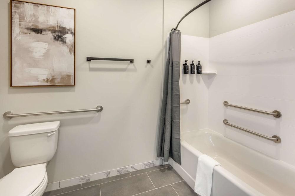 The Valor, an Ascend Collection Hotel photo 24