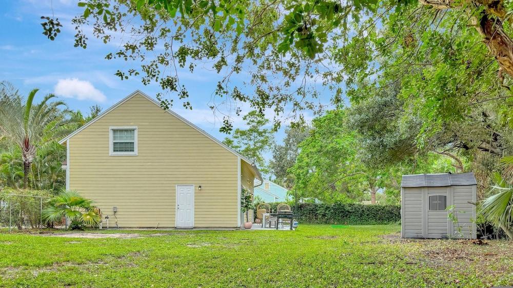 Jupiter Beach House photo 26