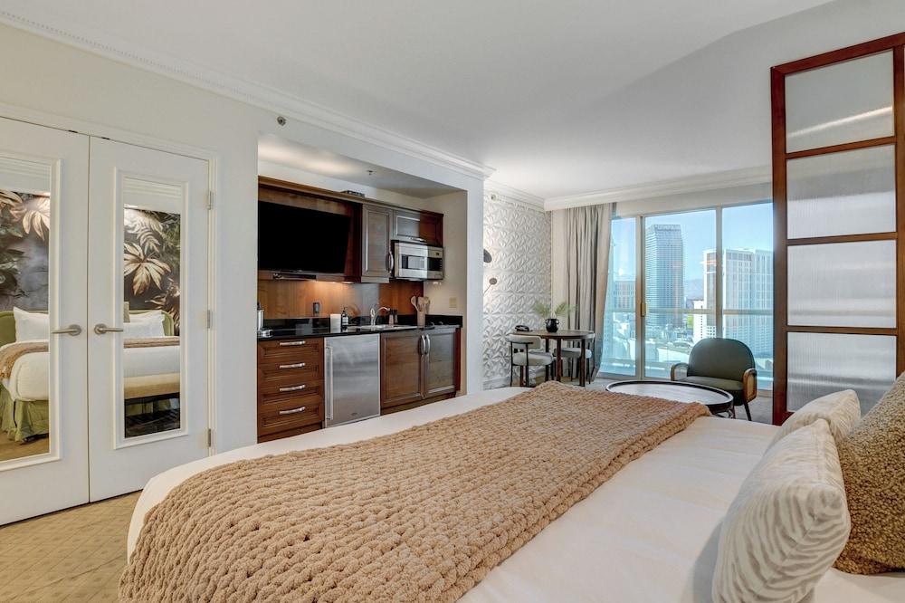 Blu Cashmere Suite photo 5