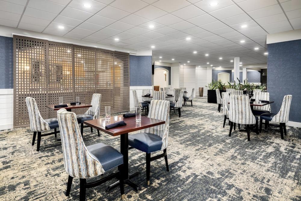 Crowne Plaza Hotel Jacksonville Airport/I-95N by IHG photo 36