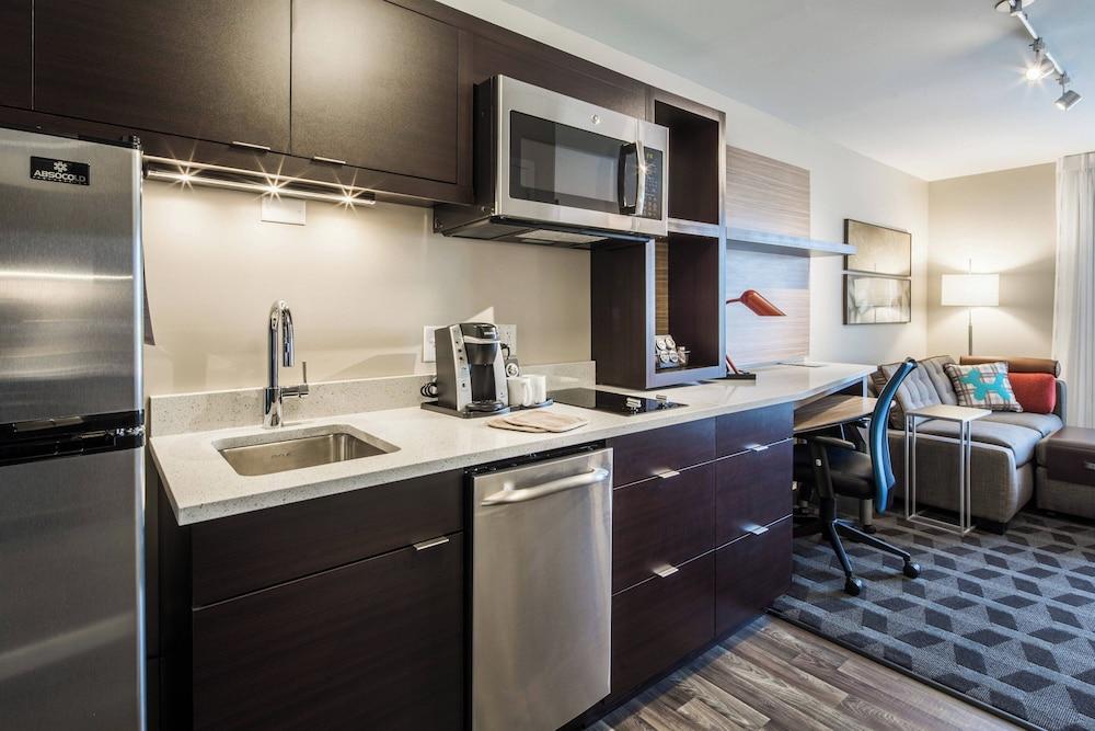 TownePlace Suites by Marriott Cleveland photo 8