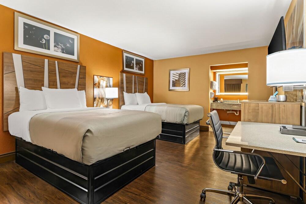 Quality Inn & Suites Corinth West photo 33