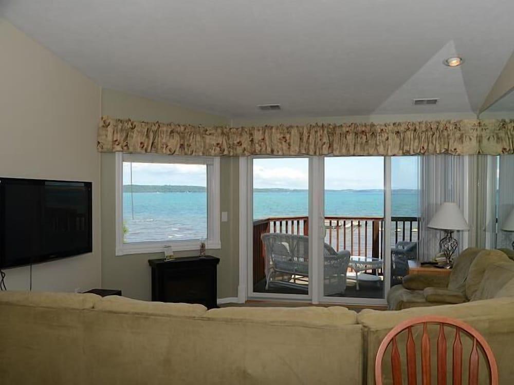 Beach Condominium Hotel photo 73