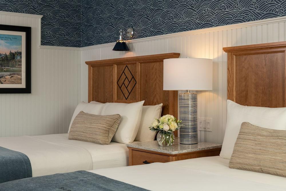 Bar Harbor Inn photo 6