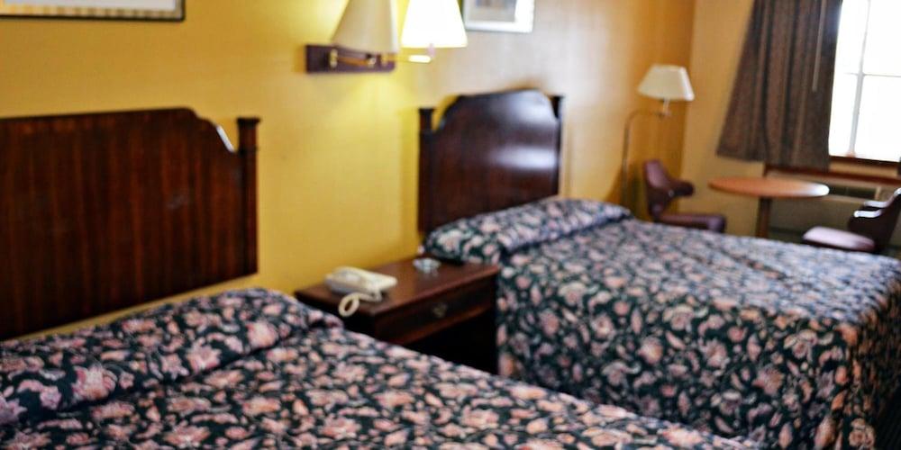 Aloha Inn photo 31