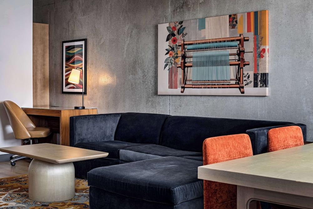 The Loom Hotel, Tapestry Collection by Hilton photo 71