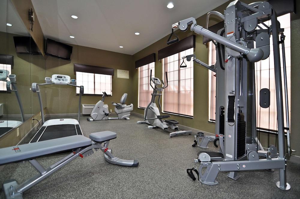 Best Western Giddings Inn & Suites photo 8