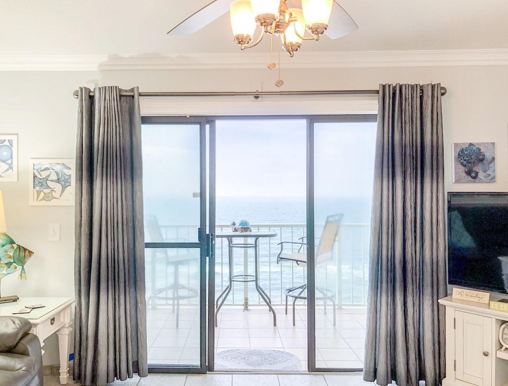 Summit Beach Resort by H2O VR photo 60
