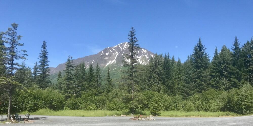 Twin Peaks Lodge and RV Park photo 47