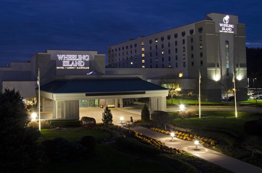 Wheeling Island Hotel-Casino-Racetrack — hotel in Wheeling