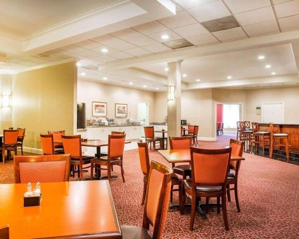 Budgetel Inn & Suites Atlanta photo 26