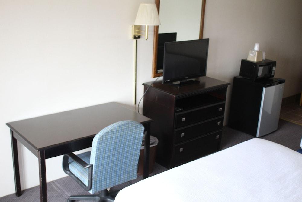Grapevine Inn photo 13