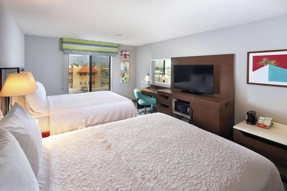 Hampton Inn & Suites Tucson East/Williams Center photo 11