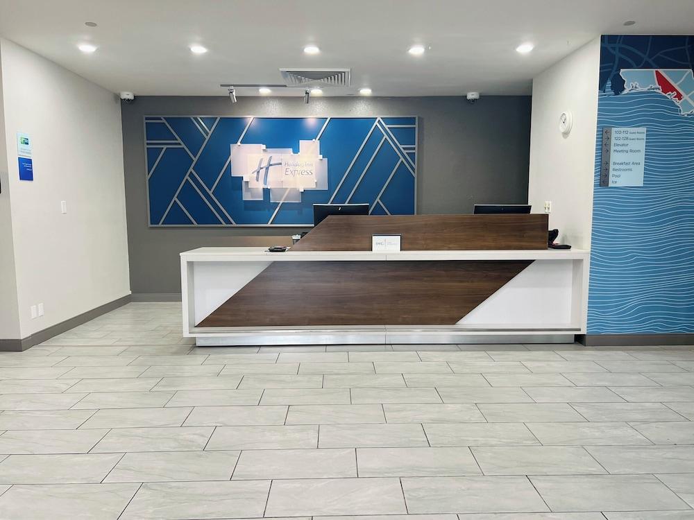Holiday Inn Express & Suites Sebring by IHG photo 2