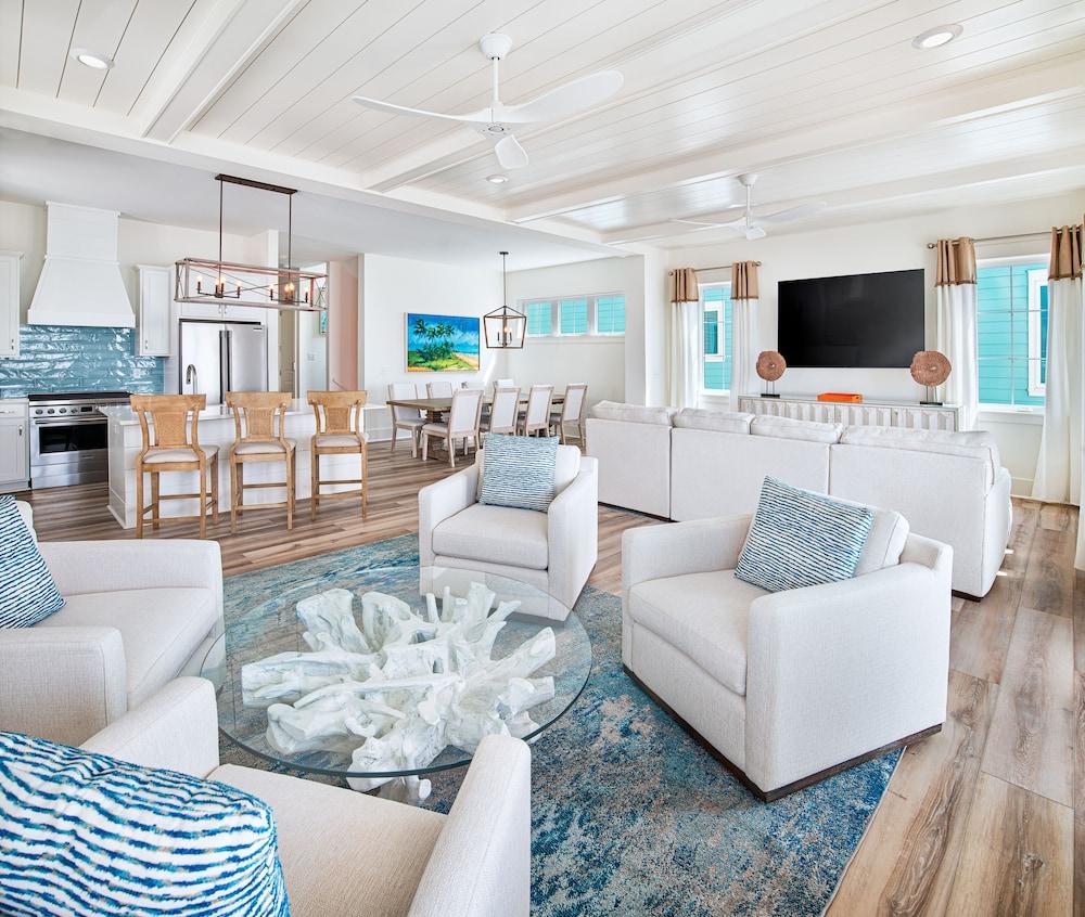 Margaritaville Beach Cottage Resort PCB photo 14