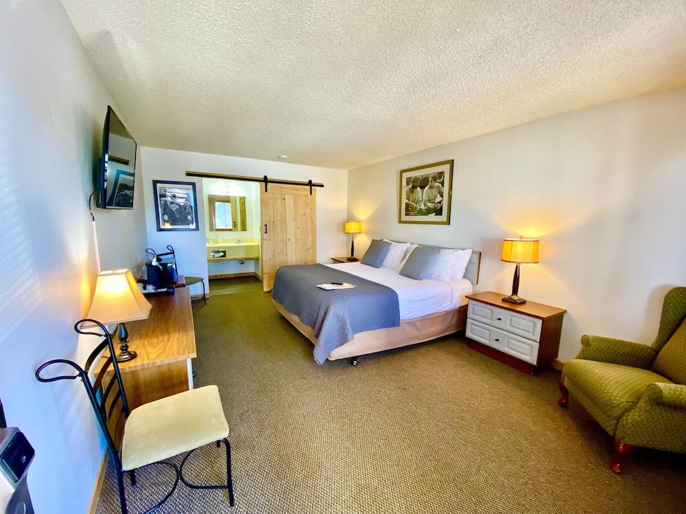 Old Montana Inn photo 2