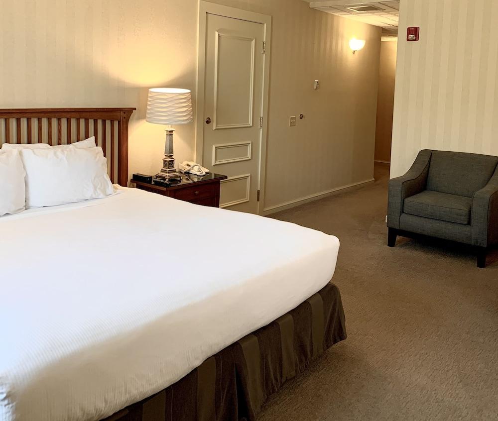 Hotel Winneshiek photo 35