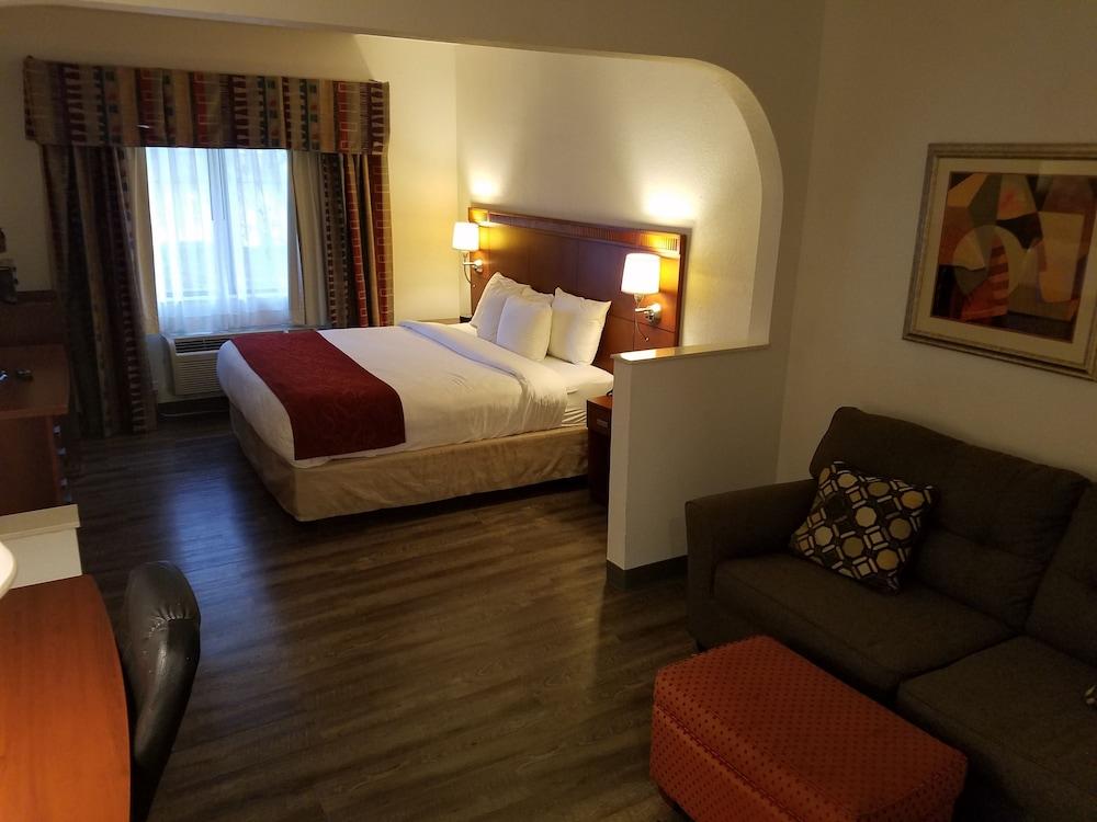 Spark by Hilton Duluth photo 10